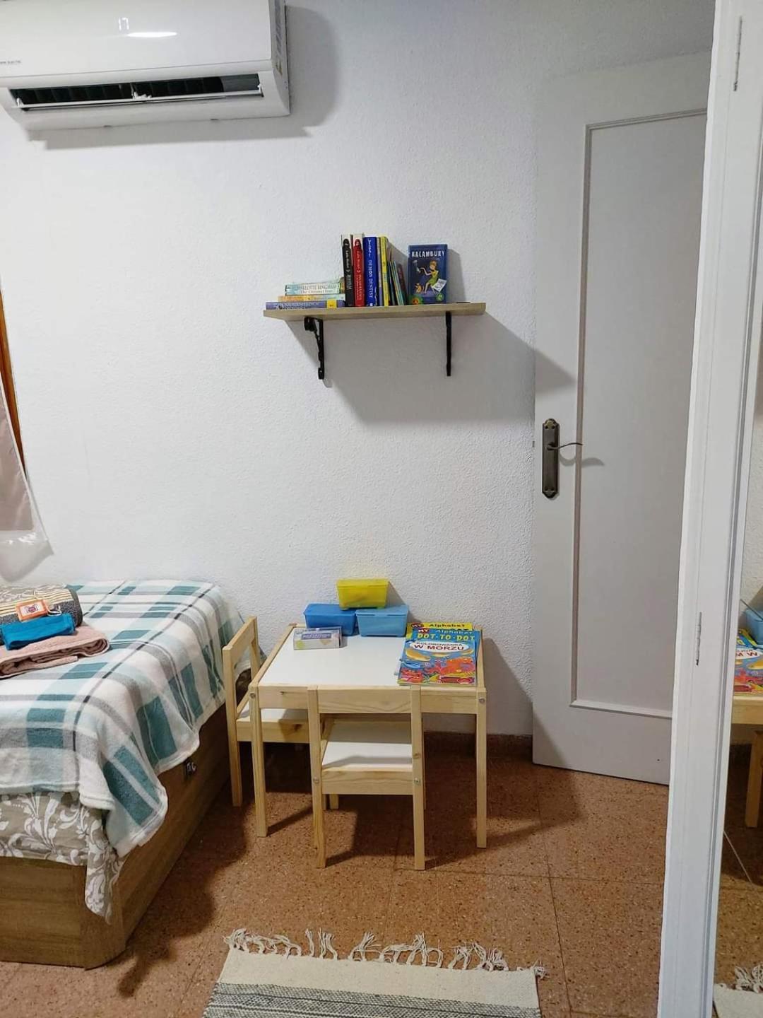 דירות טורבייחה Apartament Alexandro'S מראה חיצוני תמונה